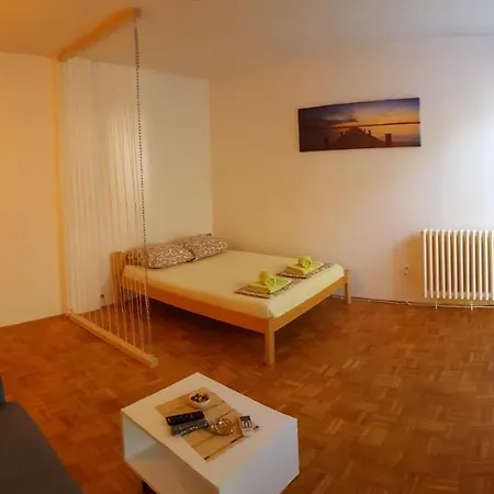 Apartman Blok Apartment